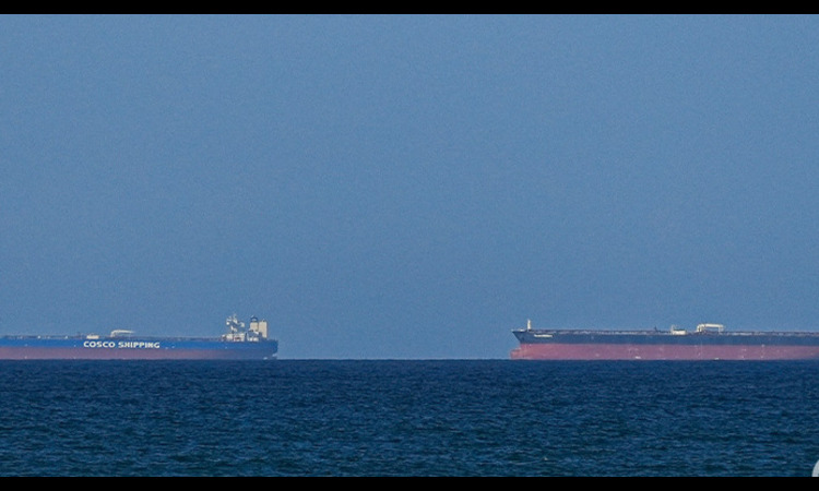 UAE Today: Iran Deal Push, Hormuz Tensions and Flight Disruptions